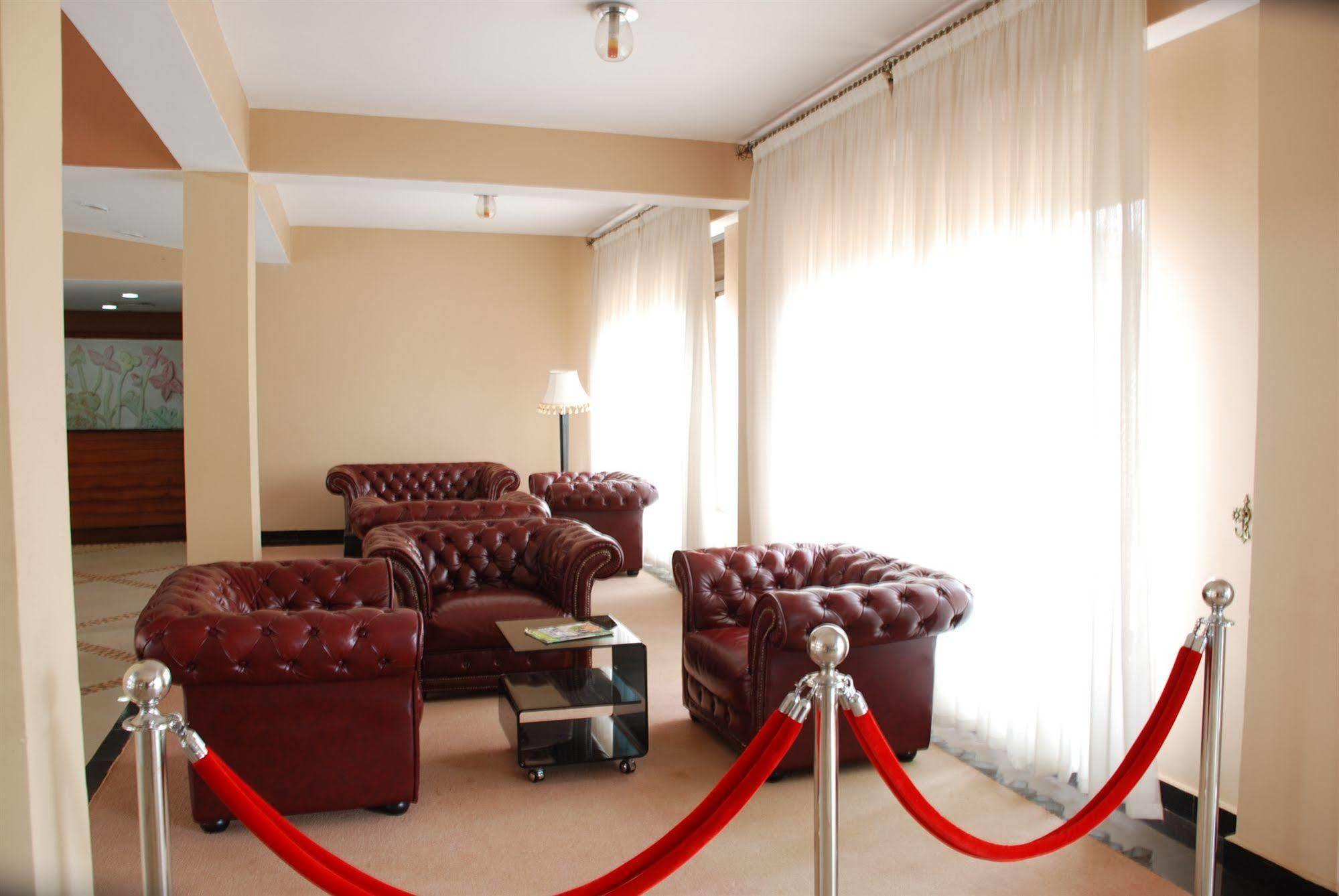Silver Springs Hotel 캄팔라 외부 사진