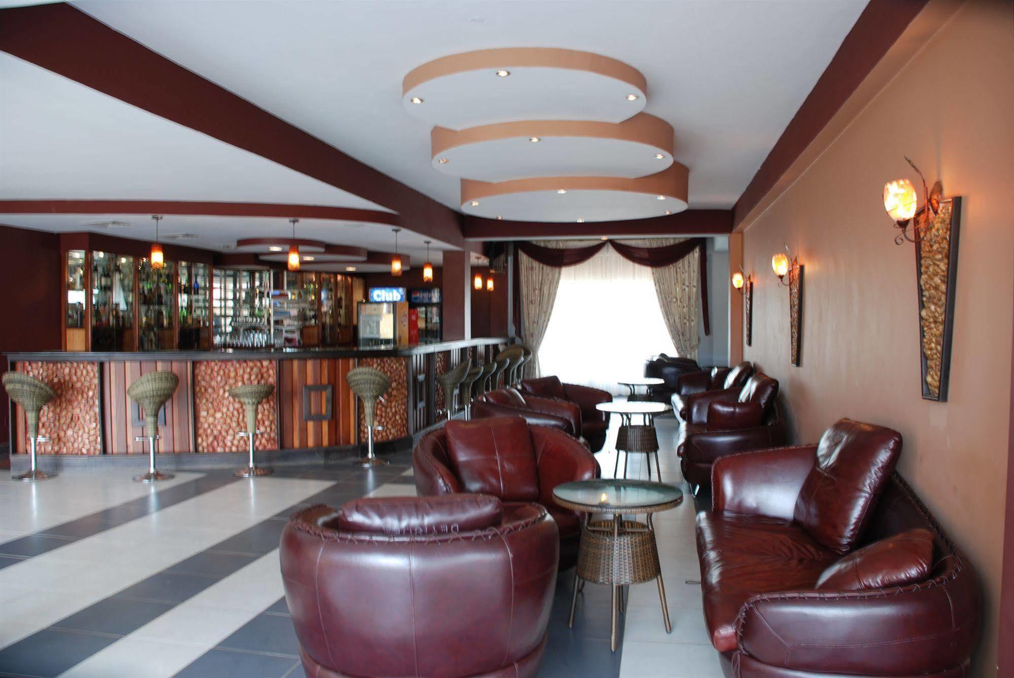 Silver Springs Hotel 캄팔라 외부 사진